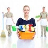 Femeie de serviciu